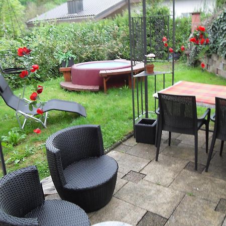 Bed&Breakfast In Flueh Hofstetten-Fluh Værelse billede